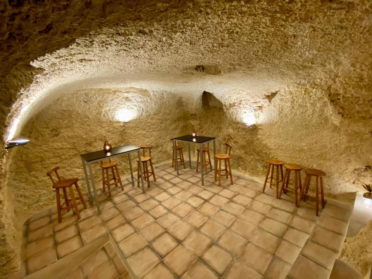 Villa Sol Casa Con Cueva Privada Y Vistas A La Iglesia Requena Buitenkant foto